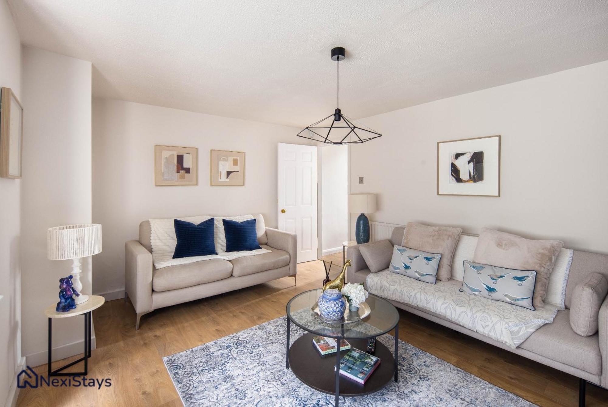 شقة 10 Mins Walk To The Oval, The Kennington Retreat لندن المظهر الخارجي الصورة