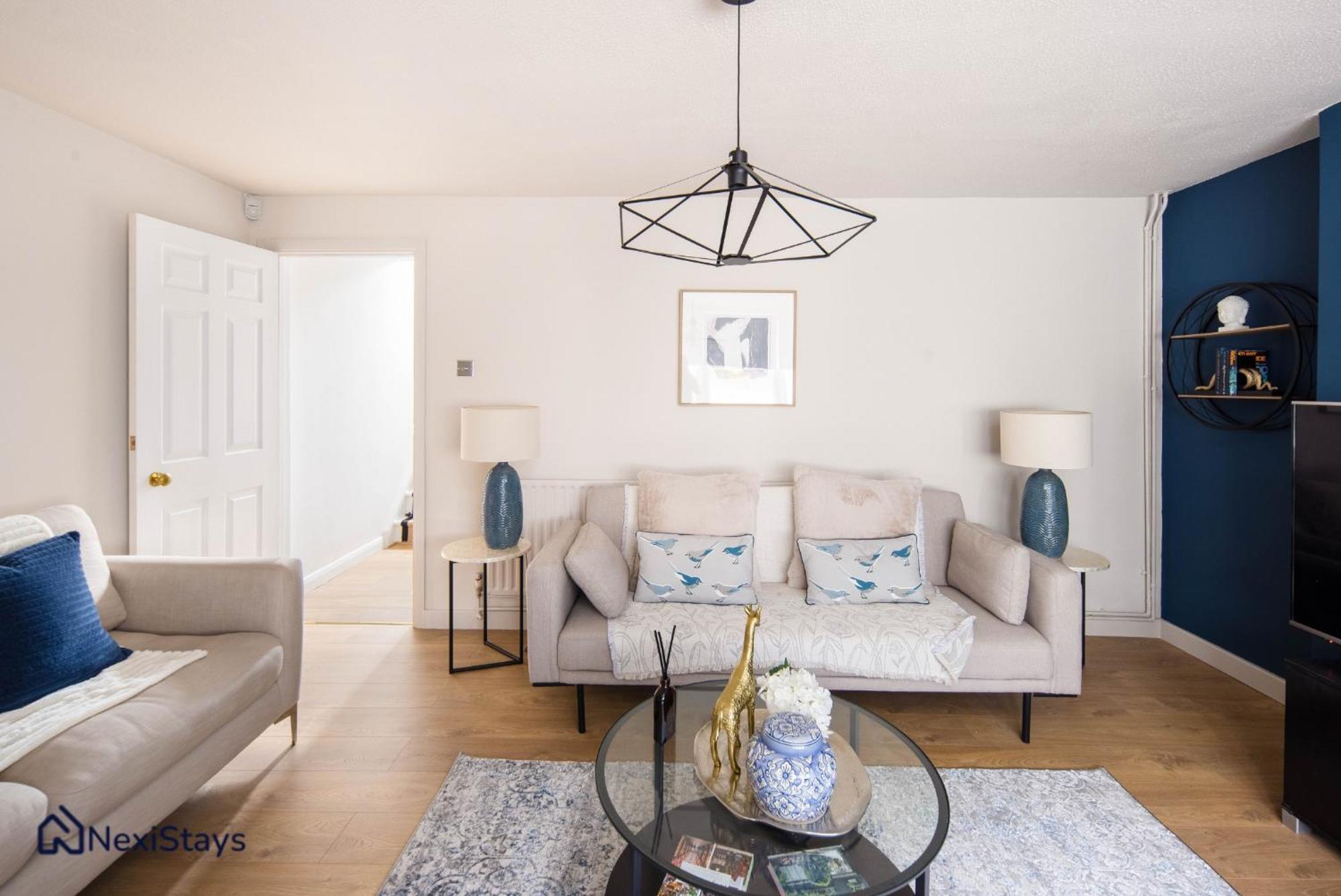 شقة 10 Mins Walk To The Oval, The Kennington Retreat لندن المظهر الخارجي الصورة