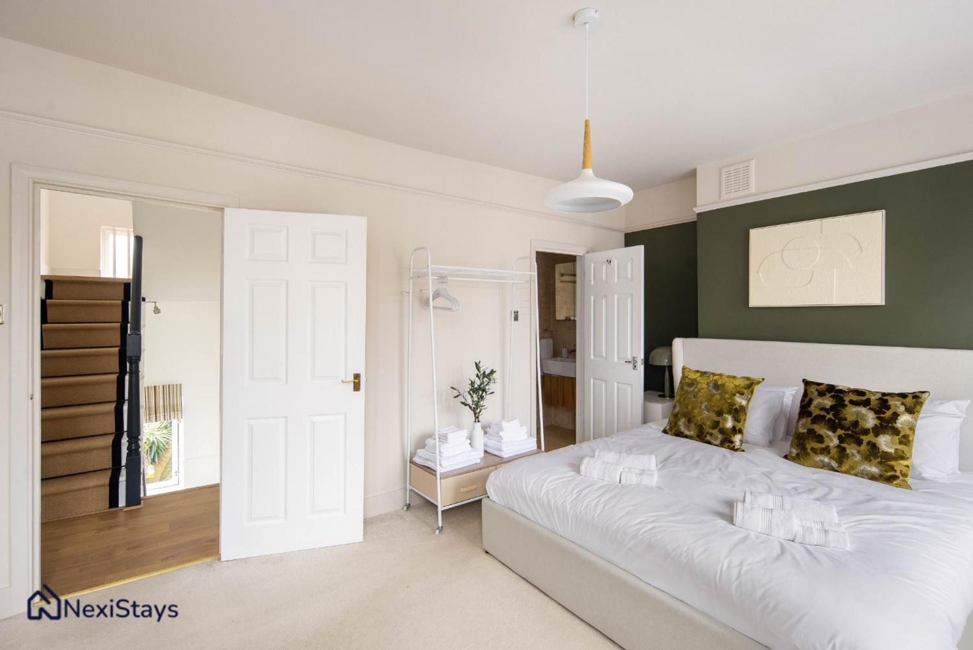 شقة 10 Mins Walk To The Oval, The Kennington Retreat لندن المظهر الخارجي الصورة
