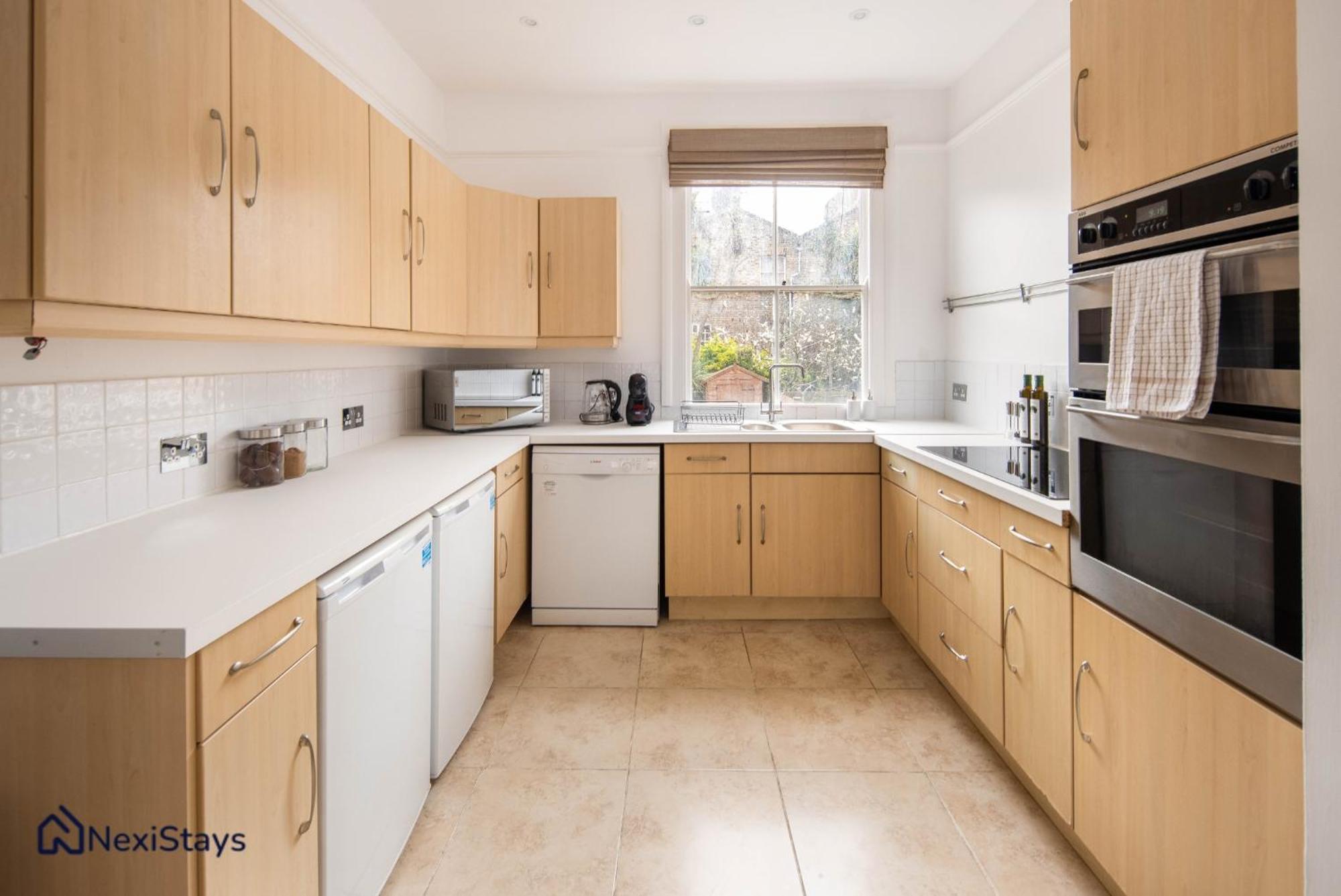 شقة 10 Mins Walk To The Oval, The Kennington Retreat لندن المظهر الخارجي الصورة