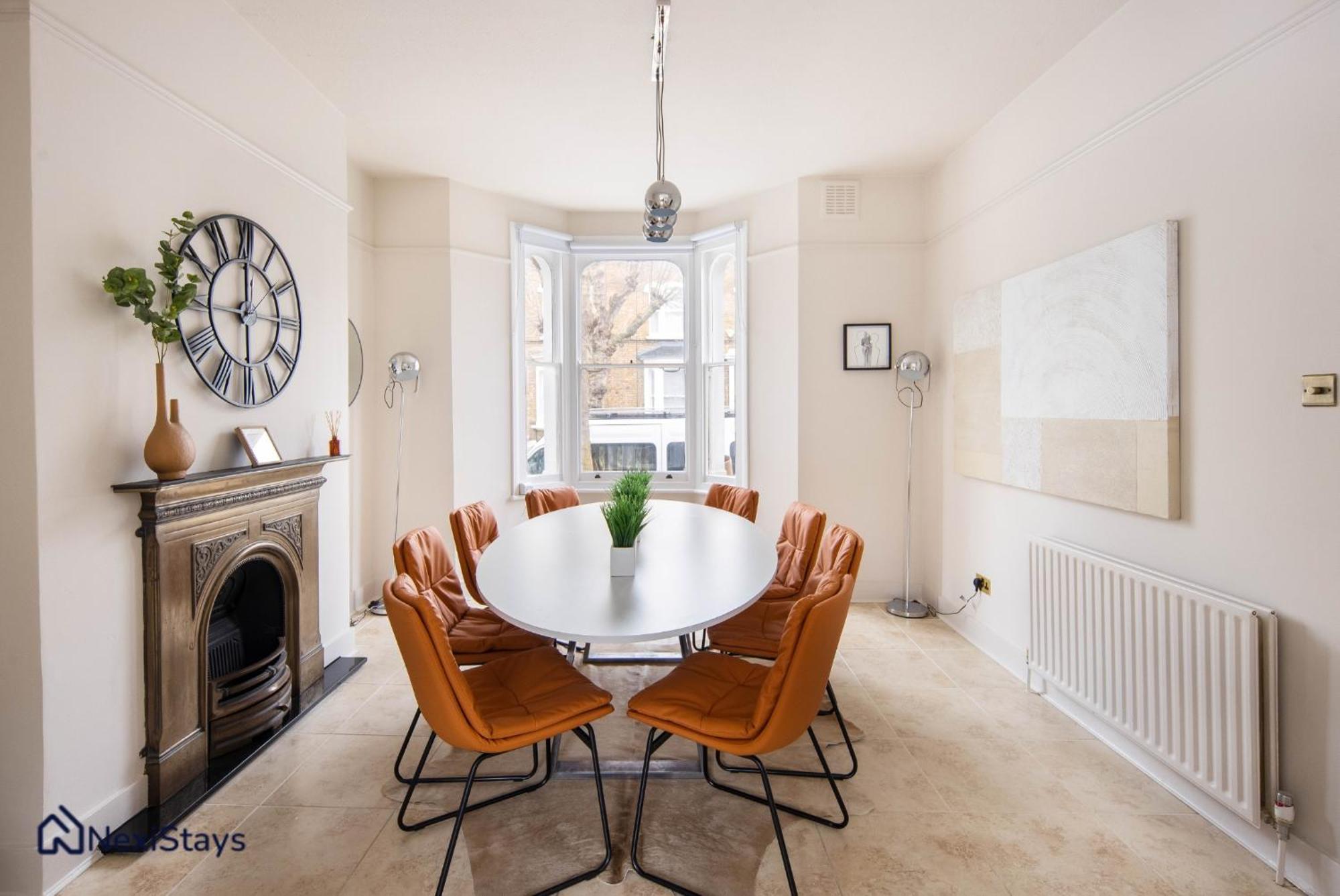 شقة 10 Mins Walk To The Oval, The Kennington Retreat لندن المظهر الخارجي الصورة