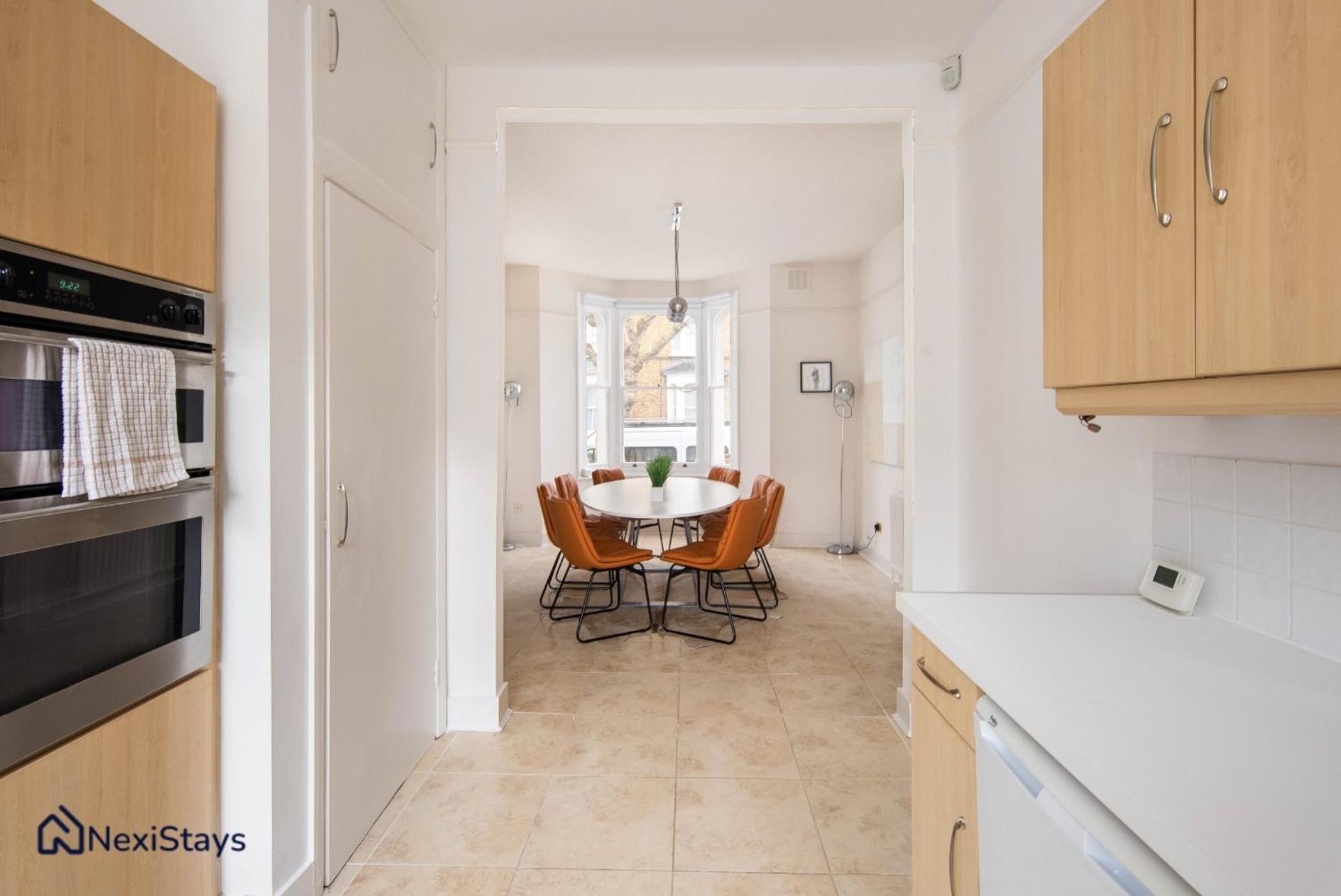 شقة 10 Mins Walk To The Oval, The Kennington Retreat لندن المظهر الخارجي الصورة